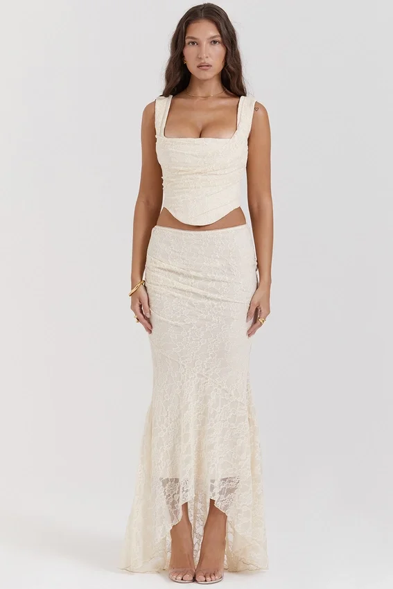 Spódnica maxi Therese Vintage w kolorze kremowym z koronką Spódnica maxi Therese Vintage w kolorze kremowym z koronką