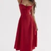 Sukienka bustier Carmen w kolorze czerwonej róży Sukienka bustier Carmen w kolorze czerwonej róży