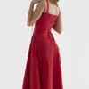 Sukienka bustier Carmen w kolorze czerwonej róży Sukienka bustier Carmen w kolorze czerwonej róży