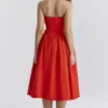 Sukienka Letnia bez ramiączek Elizabeth w kolorze Italian Tomato Sukienka Letnia bez ramiączek Elizabeth w kolorze Italian Tomato