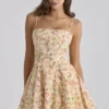 Sukienka letnia mini z bawełny z nadrukiem Dolly Warm Rose Sukienka letnia mini z bawełny z nadrukiem Dolly Warm Rose