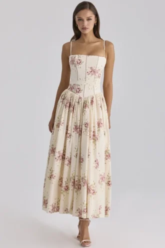 Sukienka Letnia Ysabella w kolorze kości słoniowej z nadrukiem Vintage Rose Sukienka Letnia Ysabella w kolorze kości słoniowej z nadrukiem Vintage Rose