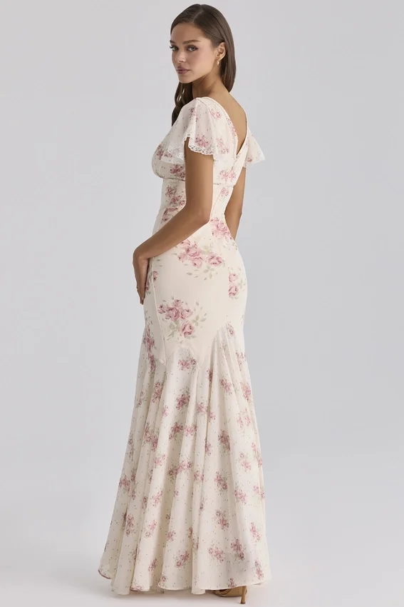 Sukienka maxi Amina w kolorze kości słoniowej z nadrukiem Vintage Rose z żorżety Sukienka maxi Amina w kolorze kości słoniowej z nadrukiem Vintage Rose z żorżety