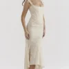 Sukienka maxi Cesca Vintage w kremowe kwiaty Sukienka maxi Cesca Vintage w kremowe kwiaty