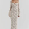 Sukienka maxi Delilah Vintage w kremowej koronce Sukienka maxi Delilah Vintage w kremowej koronce