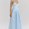 Sukienka maxi Marcella w kolorze oceanicznej błękitu Sukienka maxi Marcella w kolorze oceanicznej błękitu