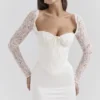 Sukienka maxi Perdi Vintage w kolorze kości słoniowej z satyny Sukienka maxi Perdi Vintage w kolorze kości słoniowej z satyny