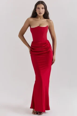 Sukienka maxi Persephone Scarlet bez ramiączek z gorsetem Sukienka maxi Persephone Scarlet bez ramiączek z gorsetem