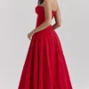 Sukienka midi bez ramiączek Lady Scarlet Sukienka midi bez ramiączek Lady Scarlet
