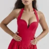 Sukienka midi Coquette Scarlet z wiązaniem na szyi Sukienka midi Coquette Scarlet z wiązaniem na szyi