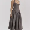 Sukienka midi Coquette Smoke Halter Sukienka midi Coquette Smoke Halter