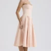 Sukienka midi Samaria Peach Parfait z gorsetem z tkaniny twill Sukienka midi Samaria Peach Parfait z gorsetem z tkaniny twill