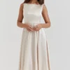 Sukienka midi Shayla w kolorze kremowym w stylu vintage Sukienka midi Shayla w kolorze kremowym w stylu vintage