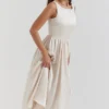 Sukienka midi Shayla w kolorze kremowym w stylu vintage Sukienka midi Shayla w kolorze kremowym w stylu vintage