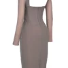 Sukienka midi z gorsetem Safran Mocha Sukienka midi z gorsetem Safran Mocha