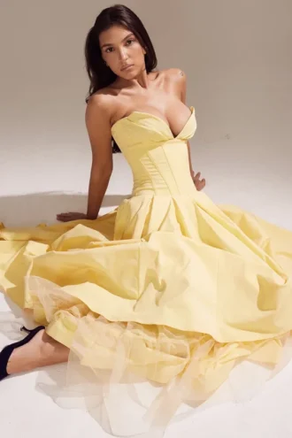 Sukienka midi z tiulu bez ramiączek Lady Sunshine Sukienka midi z tiulu bez ramiączek Lady Sunshine