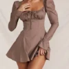 Sukienka mini z długim rękawem Carlina Mocha Sukienka mini z długim rękawem Carlina Mocha