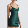 Sukienka typu slip z satyny Soraya Forest Sukienka typu slip z satyny Soraya Forest