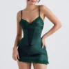 Sukienka typu slip z satyny Soraya Forest Sukienka typu slip z satyny Soraya Forest