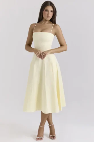 Sukienki Letnie Dolly Lemon z elastycznej bawełny o kroju A-line Sukienki Letnie Dolly Lemon z elastycznej bawełny o kroju A-line
