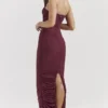Szafirowa sukienka maxi w kolorze wina Szafirowa sukienka maxi w kolorze wina