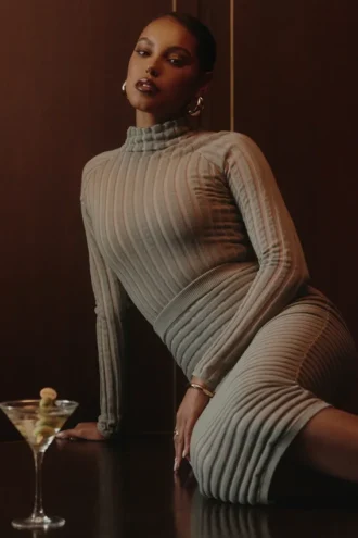 Szary welurowy Body w paski „Rowena”