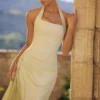Tallulah – bawełniana sukienka midi w kolorze matcha z dekoltem halter Tallulah – bawełniana sukienka midi w kolorze matcha z dekoltem halter
