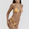 Top bikini Tropez w jasnopomarańczowym kolorze z wiązaniem na szyi Top bikini Tropez w jasnopomarańczowym kolorze z wiązaniem na szyi